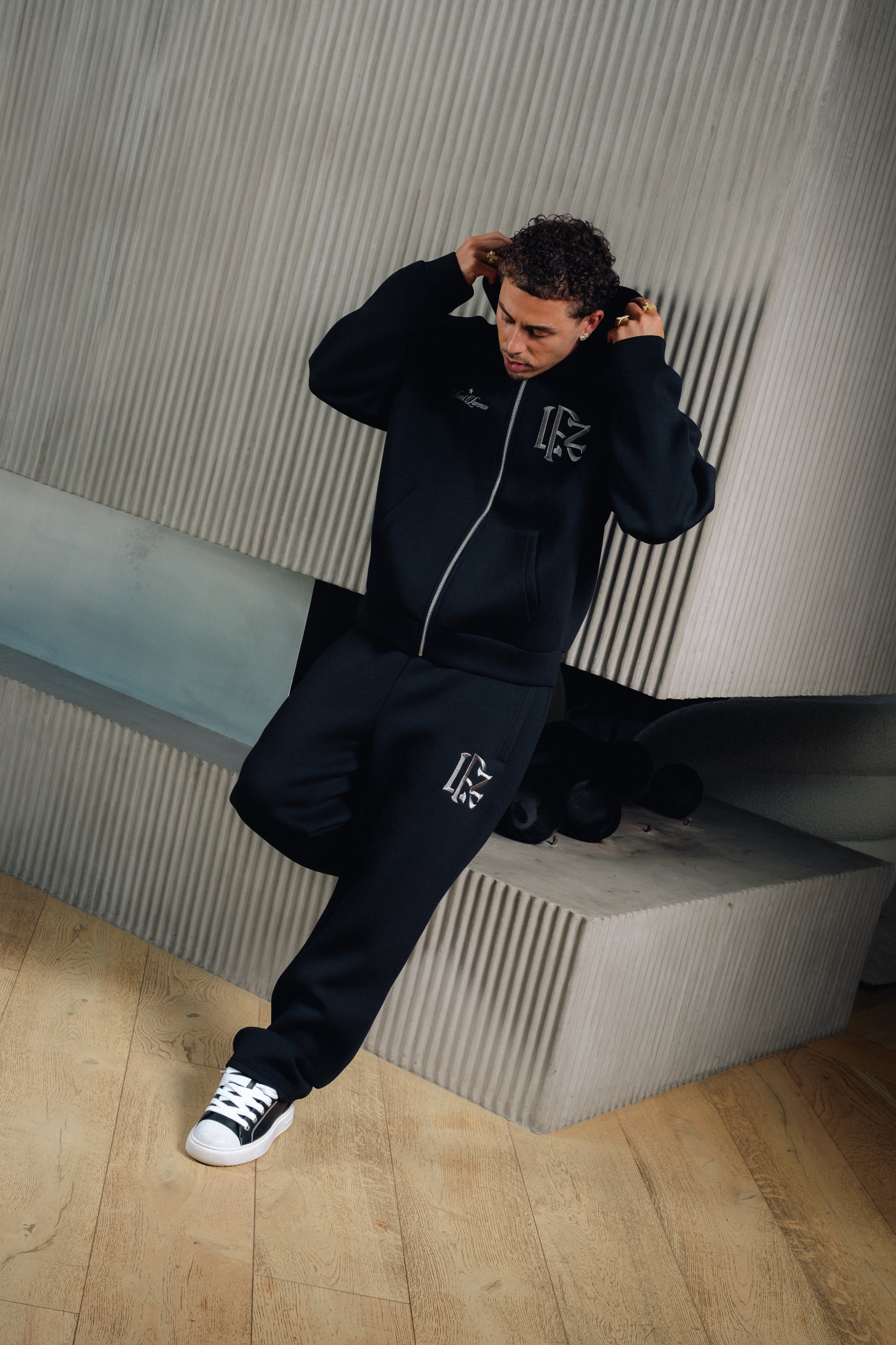 Origin Scuba Jogger - Black