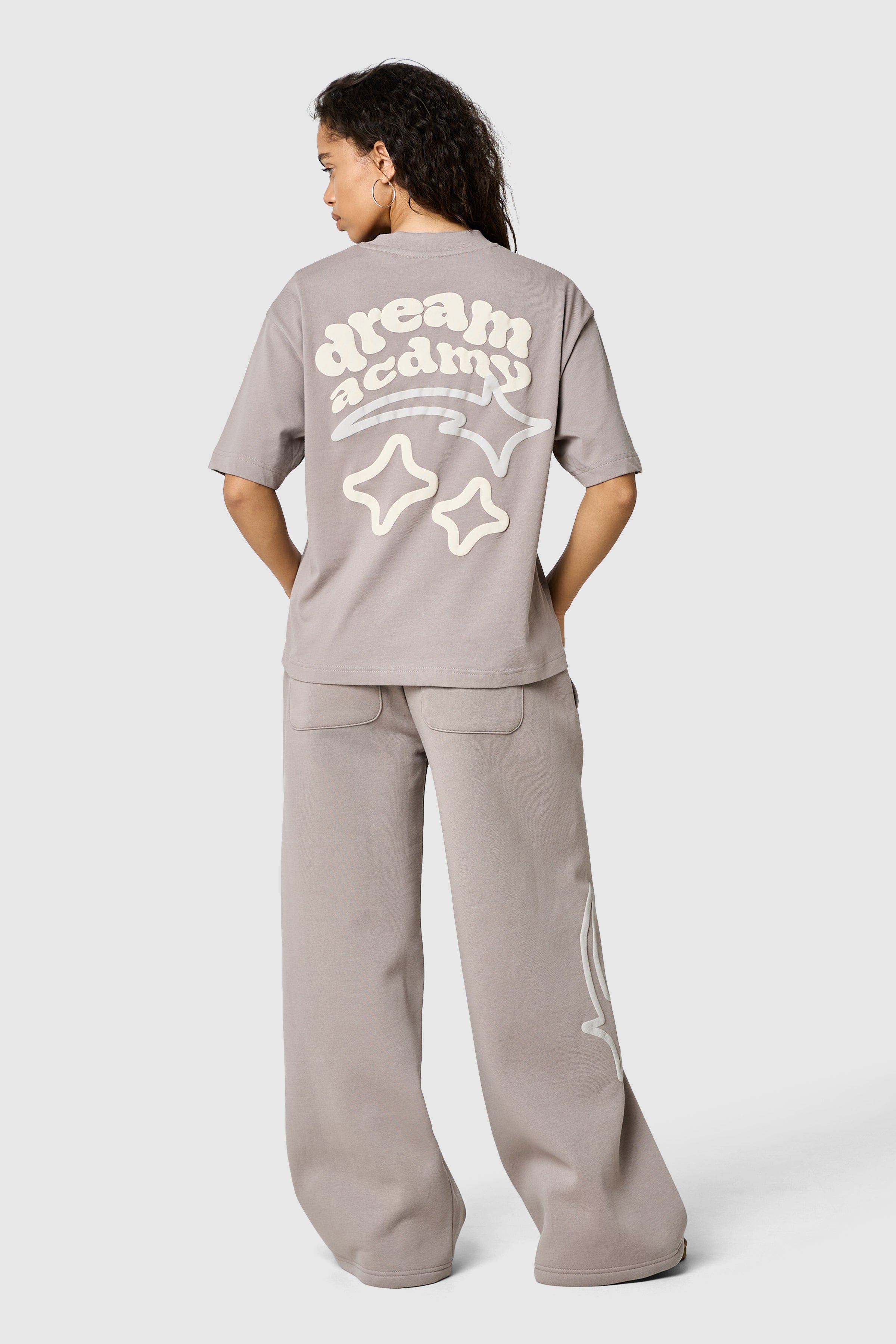 Womens Dream Acdmy Tee - Soft Taupe