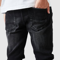 Essentials Slim Jean 2.0 - Black