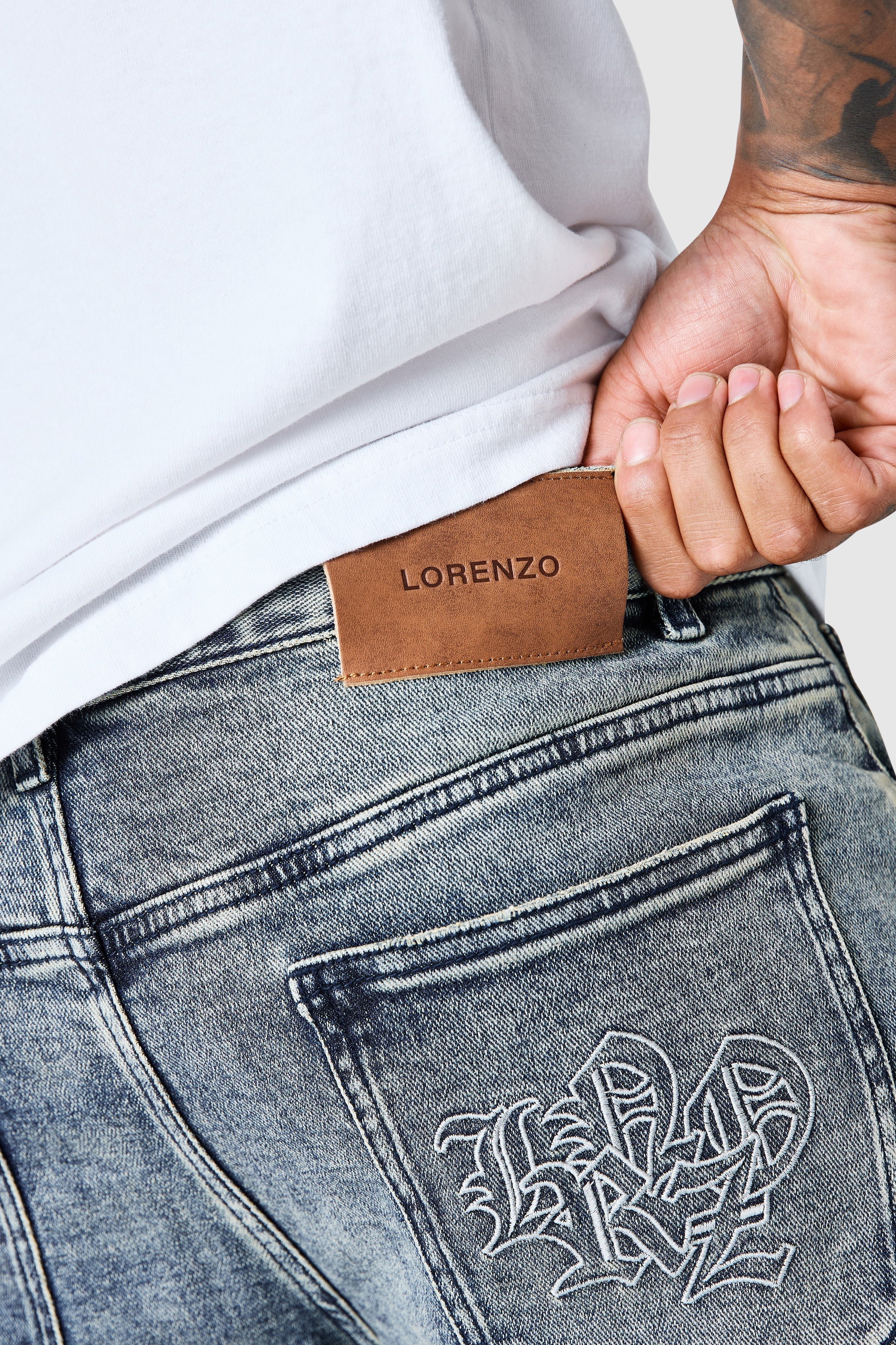 Icon Patch Flare Jean - Vintage Blue