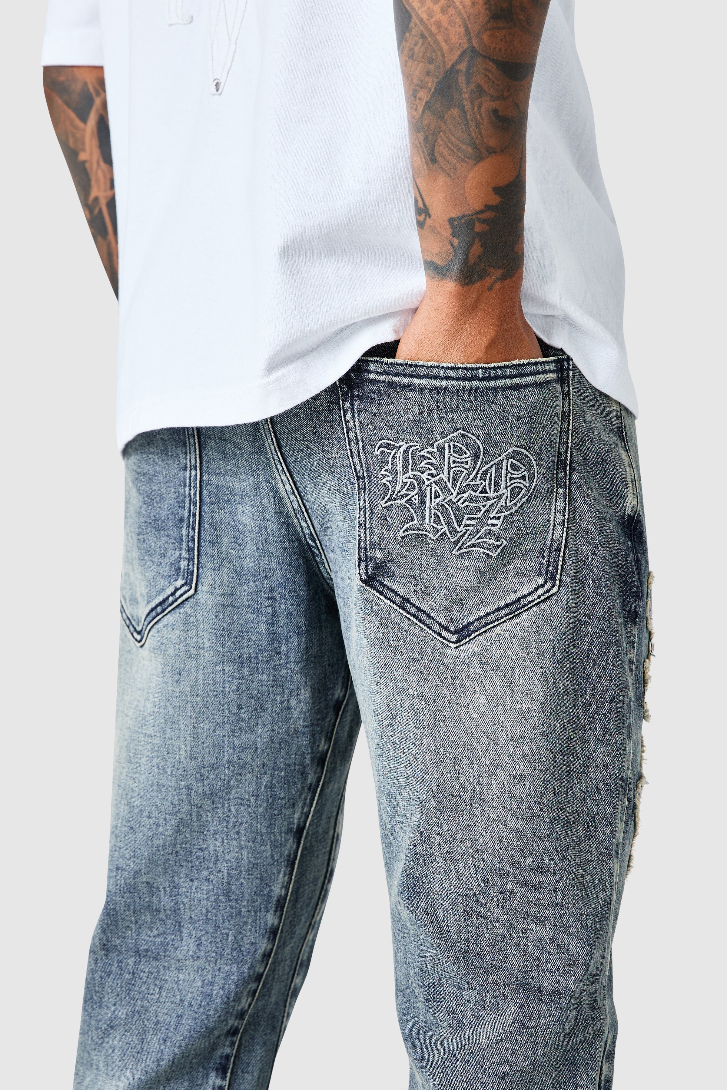 Icon Patch Flare Jean - Vintage Blue