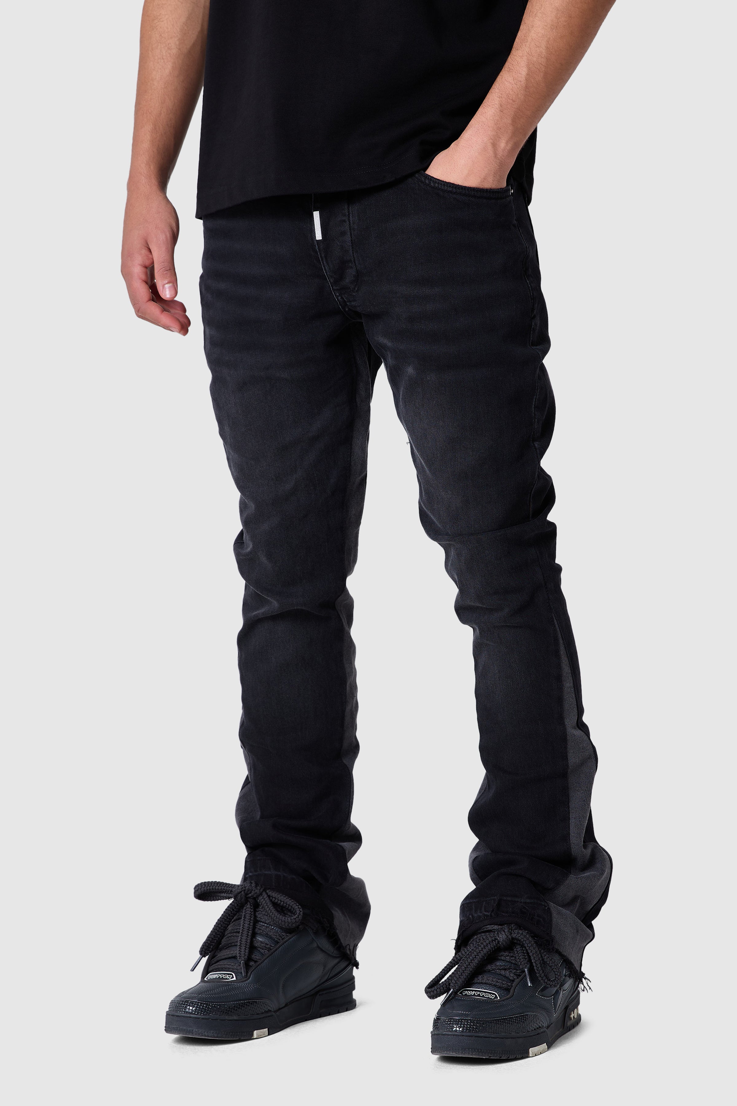 Carlo Flare Jean - Black